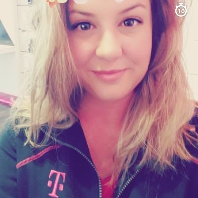 👑 of my castle/mom to ⚂beautiful👩👧👶/boss lady/♊/ ❤:☕🍷💃💅✈🚿🏝🌞
follow me: 👻 bry-annekelli 📷justme.queenb
(opinions are my own)