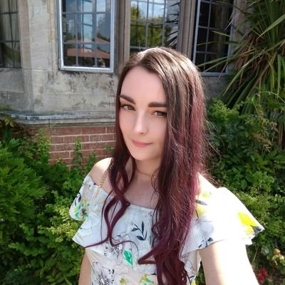 Emily0_oStrange's profile picture. 