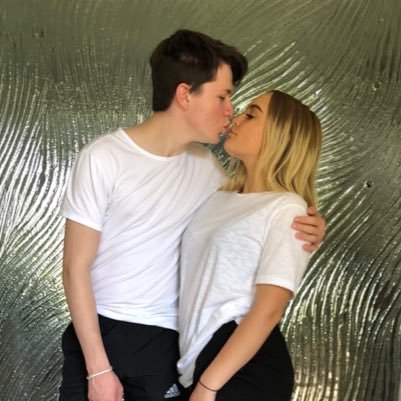 SpessaCohen's profile picture. @SchoeckChloe is my queen 💍