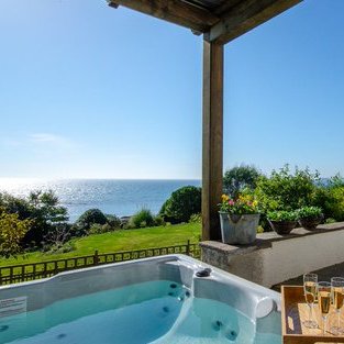 OakBeeBB's profile picture. Holiday let Cornish Horizons