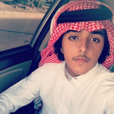 درس تعلمته في حياتي؛ أن الثقة كـ الحياة لا تُمنَح لـنفس الشخص مرتين..! ♥ ”