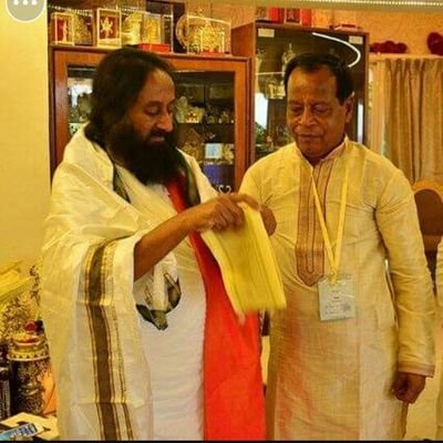 Journalist....
AGNIVEER....
True Virat Hindu.
NO DM 🙏