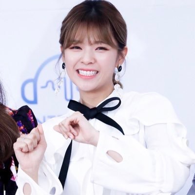 ジョンヨンペン 本当にジョンヨンかわいい お父さんにも言って欲しかった笑笑 お父さんの笑顔も素敵だから Mステ Twice Twicemステ出演 Twiceジョンヨン ジョンヨンと恋に落ちると出口はないよ
