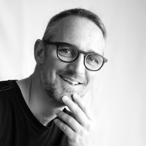 Siempre inquieto, #mentor de jovenes emprendedores, consultor para #empresas, amante del #givingback, #formador y director de Negres 29 - Coworking en Menorca.