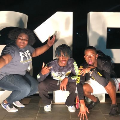 WU 22 🦅 #trying to make it