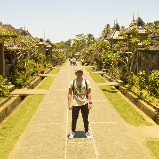 abdihawari's profile picture. whoosah!