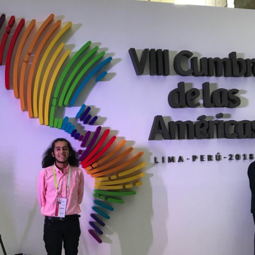 95RValle's profile picture. Universidad de Lima
Podcast: @PodcastersLos