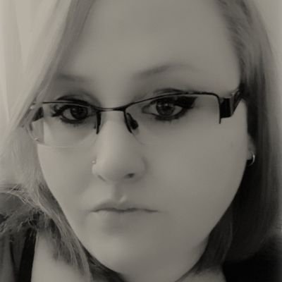 Crazy in love , married & submissive to my soulmate!!
Love reading erotica, making new friends and am trying to find my place in the world with my family. XxX