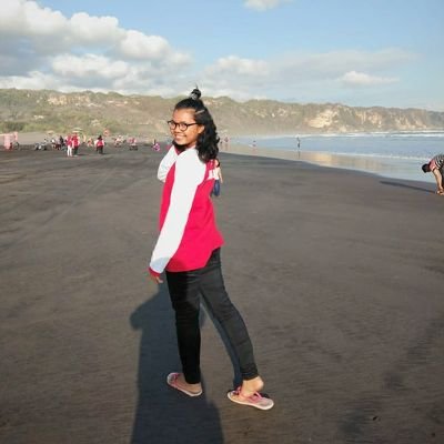 kezia_lemmuela's profile picture. Grow in hope|