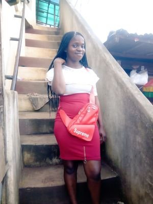 EstherOnasanya2's profile picture. 