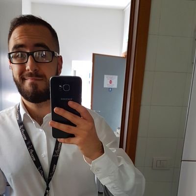 Gaymer e pallavolista a tempo perso ma appassionato a tempo pieno.