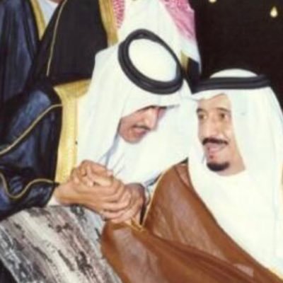 (لـو تحــســب ارجـــال المـواقــــف بالارقـــــام \\\ من كـل ســبعين الـف رجــال ســـبعه)