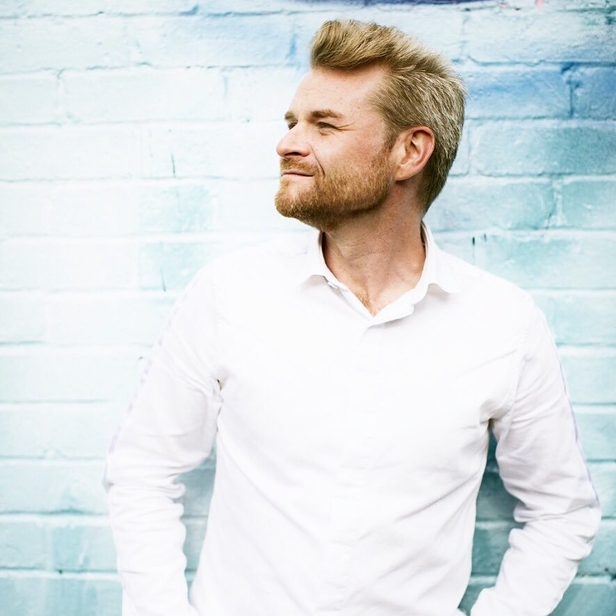 JP_liverpoolUK's profile picture. Choir and Theatre director. composer - singer- actor