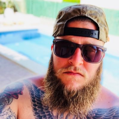 Tattooed • Bearded • Dadbod Life • Gamer • Proffesional Arsehole