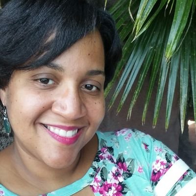Wife. Mother. Librarian. Movie Critic. Foodie. Southern Gal. 💘 all things New Orleans.