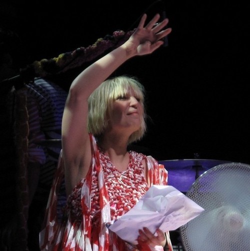 chaparisienne's profile picture. 