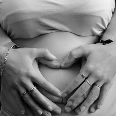 HugzTiny's profile picture. Capture & Cherish Your Journey 🤰🏻😍 !