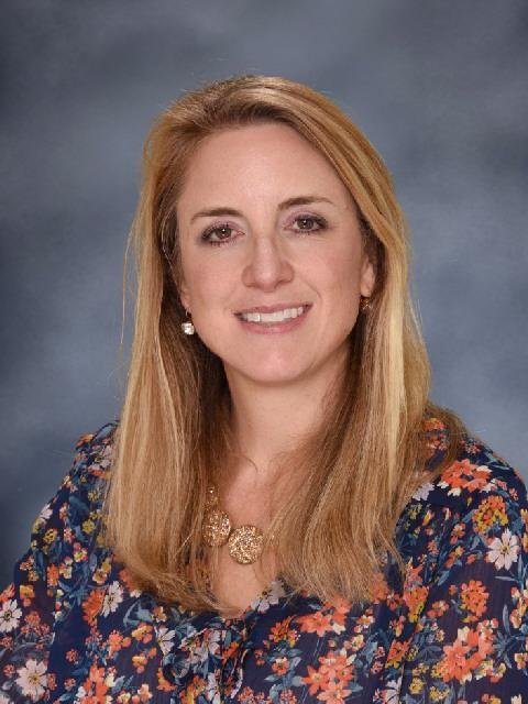 Special education teacher at Rogers Middle School, Wife, Mom of four, technology guru
