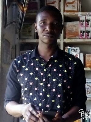 arinzeobichukw1's profile picture. Honesty real