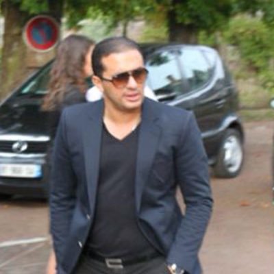 r_jhouri's profile picture. .