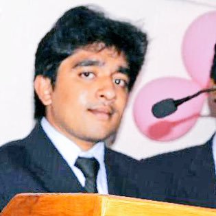 Dwarakanadh7's profile picture. 