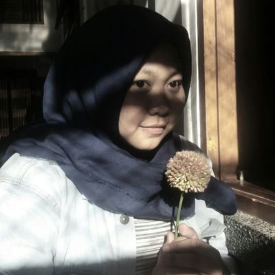 dewiatiwi's profile picture. Welcome ☺☺☺