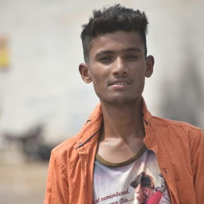 SarfuKh22743115's profile picture. the official twitter account/of sarfu khan indian_💲💲💲///😎🔫