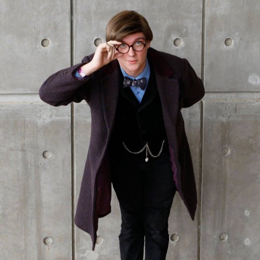 I_LiveInA_Box's profile picture. A cosplayer who is just 'ight