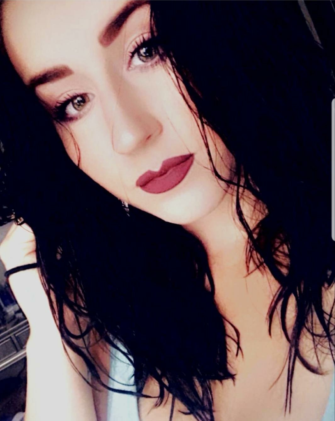 Gamer fun chick. 
Love me some fortnite, COD and other weird crazy stuff. New at this stream life. ❤
Twitch: https://t.co/bT9M8r9443