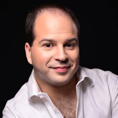 Official Twitter of 🇵🇹 #Actor/#Comedian & #Screenwriter Ricardo Matos. On the road with my show