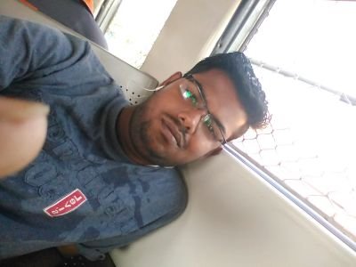 व्यक्तित्व का परिचायक अगर शब्द हो तो ज्ञान को समझा जा सकता है पर चरित्र को नहीं।