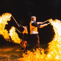Circus Uncertainty (@uncertaincircus) 's Twitter Profile