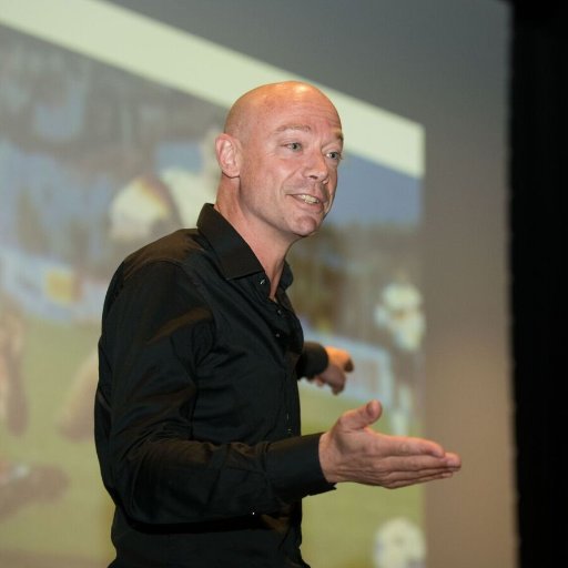 Business Storytelling | Keynote Speaker | Trainer | Coach |