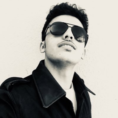 Ray__yed's profile picture. ‏ المواقف تعطيك الاجابات بكل وضوح .