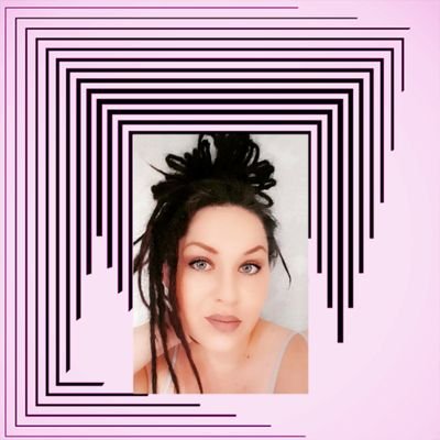 https://t.co/2hnX8a7G7K •Youtuber • Admin • Momtrepreneur • Web Design • Blogs • GET BRANDED! •