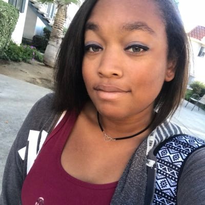 Im Hannah and i love my family and friends and my pets.