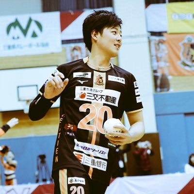 津西高校→中京大学→ヴィアティン三重🏐#1 キャプテンになりました。  応援よろしくお願いします！✨