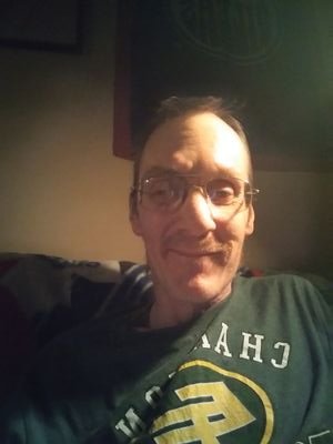 My names Lee. Im single. got 3 cats .had a major stroke 18yrs ago. Im on here looking for serenity.rose.xo She goes to college and her b-day is Oct.21.