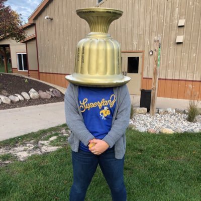 NicoletteLococo's profile picture. there’s a lot of beauty in ordinary things, isn’t that kind of the point?