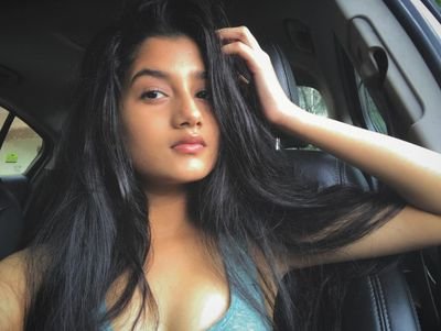 Mahekthaakur1's profile picture. Clear vision to get through in life