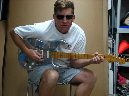 Pawnbroker and selling vintage guitar and music gear since 1994.