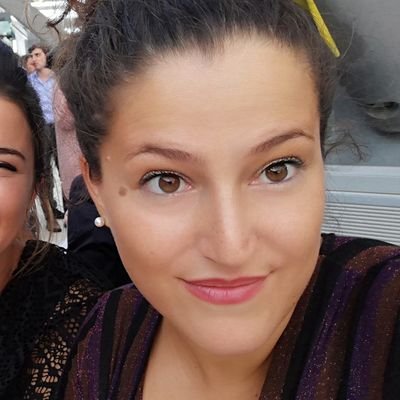 genajenni's profile picture. 