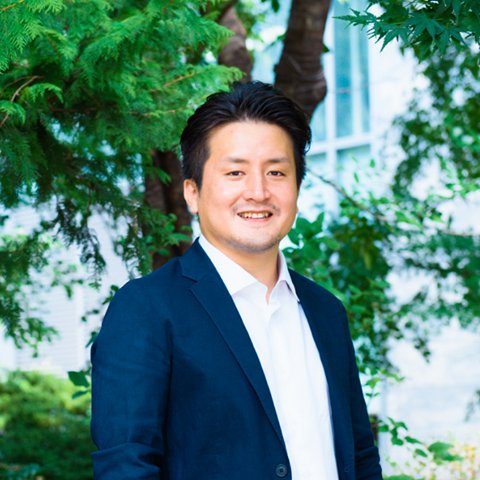 UZABASE, Inc. Co-CEO/CTO（& Co-Founder）として、 SPEEDA・NewsPicks・INITIAL・FORCASなど9つの事業を展開しています