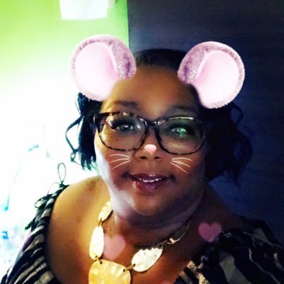 cufran's profile picture. Sassy liberal, living my best life!