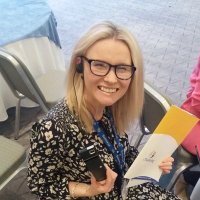 Madame McCarthy (@cdi_francais) 's Twitter Profile