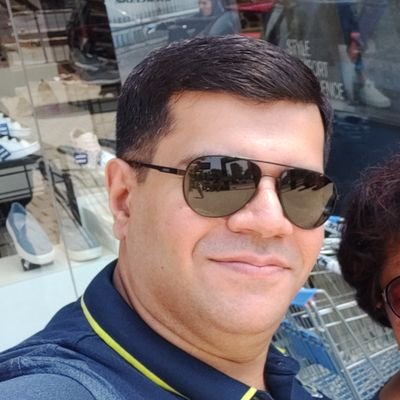 sacadvani's profile picture. Aspiring photographer, bike lover