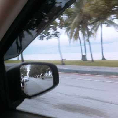 9_Bhumi's profile picture. วัยกลางคน ##พูดตรงๆ มีหน้าที่การงาน ##อยากมีใครสักคนที่เข้าใจกัน ##เป็นคนเงียบๆ มีพื้นที่โลกส่วนตัวสูง##ใจแลกใจ