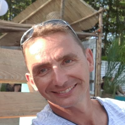 Associate professor in bio-organic chemistry at the @Radboud_Uni. CPPs, vaccines, cancer therapy, peptides, theranostics.
Docent scheikunde.