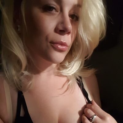 Alyy_Babe's profile picture. 