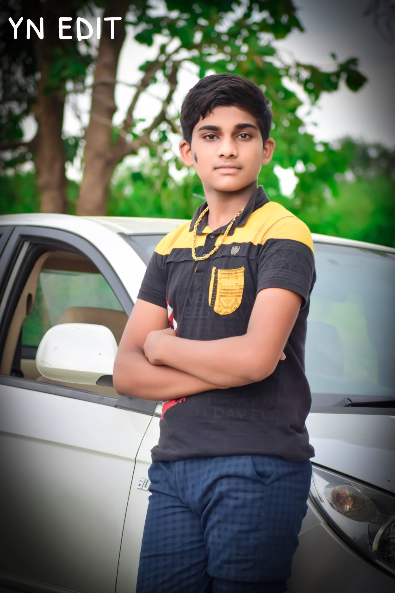 Varun65209021's profile picture. उबलते हुए खून की रवानी हैं मोदी,
इस देश के युवा की जवानी हैं मोदी,
सोये हुए थे जो अब तक हिन्दुस्तानी,
उनके जाग उठने की कहानी हैं मोदी.